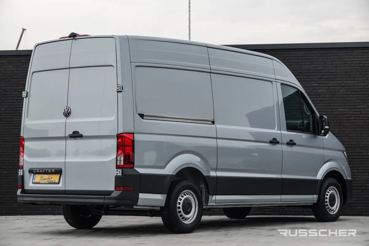 L3H3 | 2.0Tdi 140Pk Aut. | Nieuw Model | Stoel-Stoel | Achteruitrijcamera | LED | 17'' | Oyster Silver