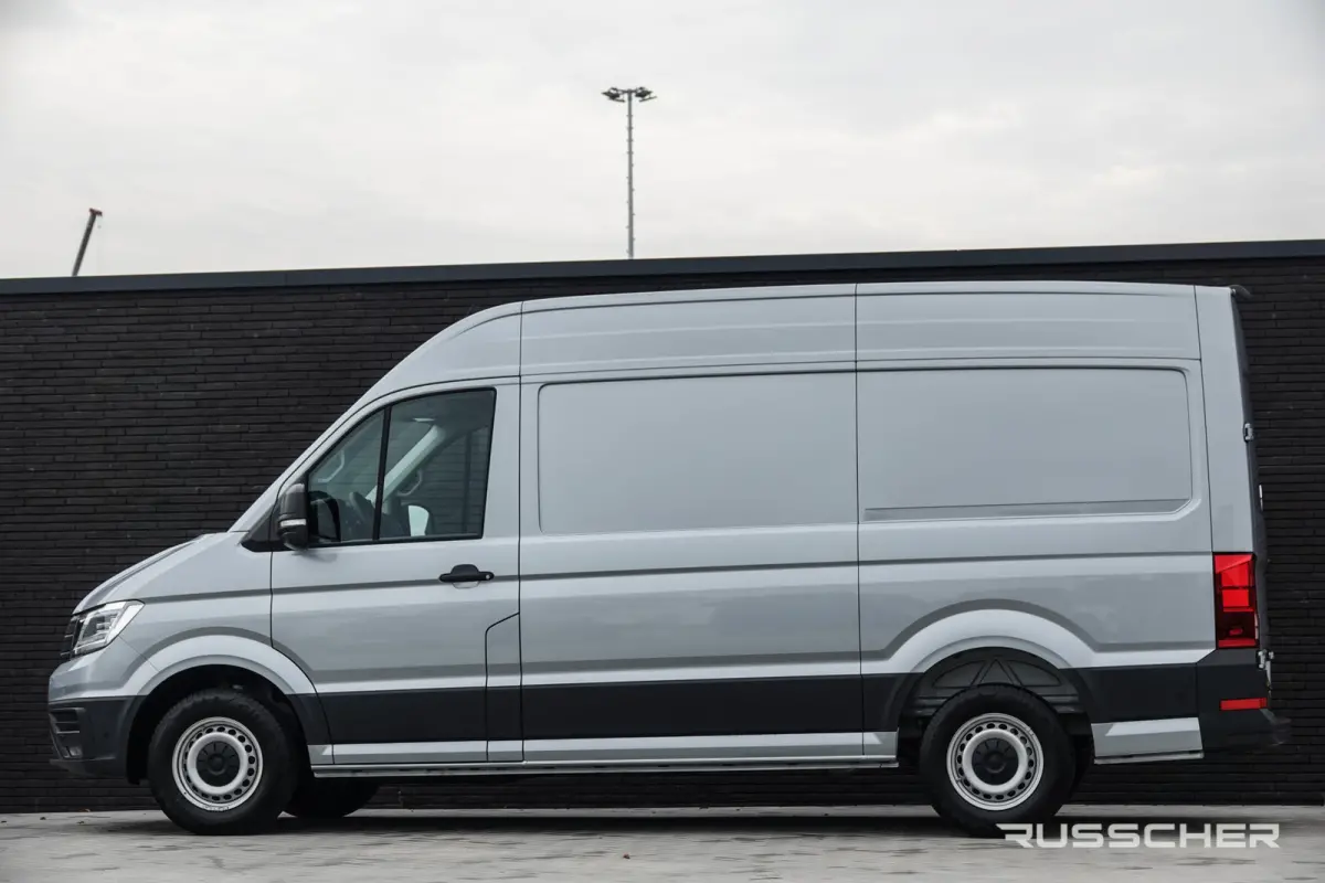 L3H3 | 2.0Tdi 140Pk Aut. | Nieuw Model | Stoel-Stoel | Achteruitrijcamera | LED | 17'' | Oyster Silver