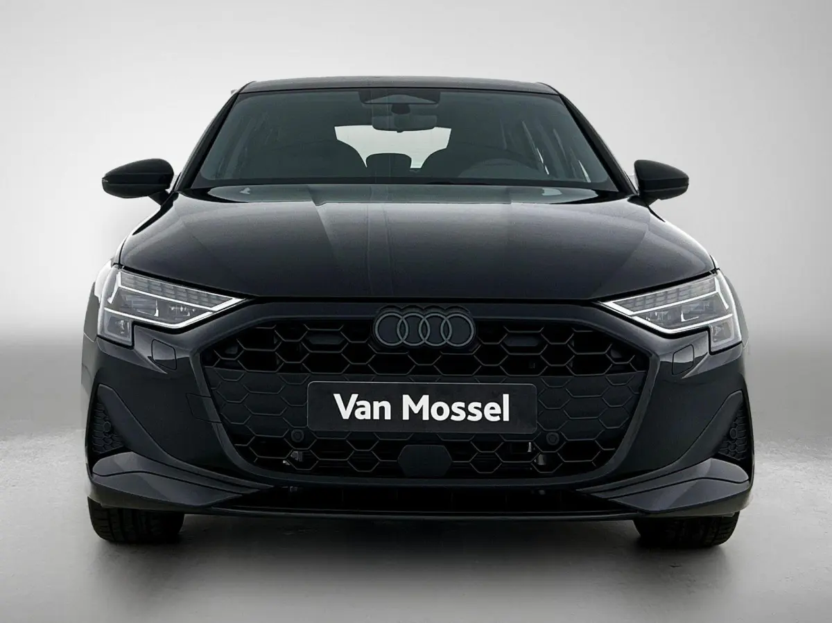 40 TFSI e Hybrid Advanced Edition | Automaat | Optiek Zwart | Sportstoelen | Stoelverwarming | Apple Carplay | Android Auto |