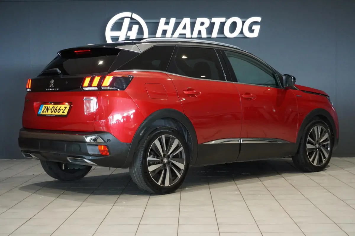 1.6 PureTech GT Line 181PK AUT. + PANORAMA / LEDER / DODEHOEK / CAMERA /