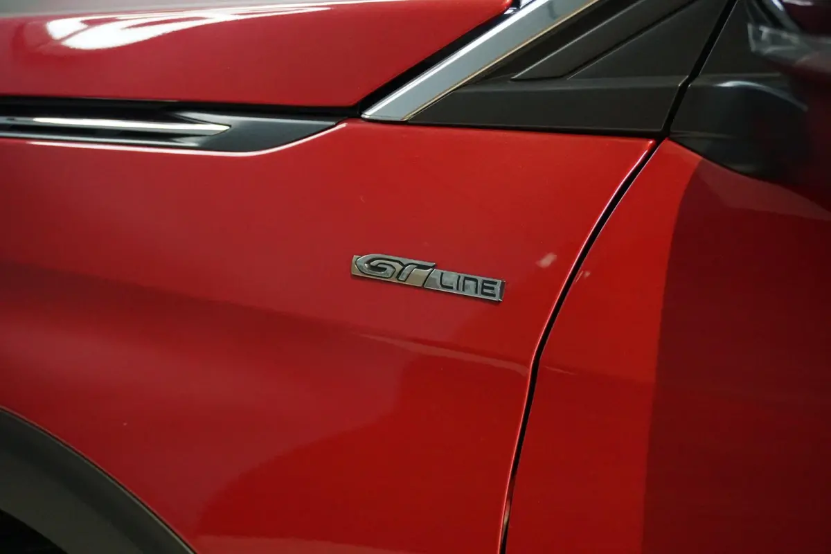 1.6 PureTech GT Line 181PK AUT. + PANORAMA / LEDER / DODEHOEK / CAMERA /