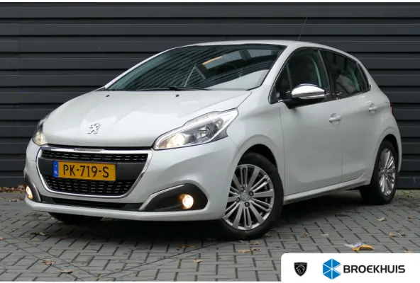 1.2 PURETECH 82PK 5-DRS ALLURE / NAVI / CLIMA / LED / PDC / 16"LMV / BLUETOOTH / CRUISECONTROL / SCHITTERENDE STAAT !!