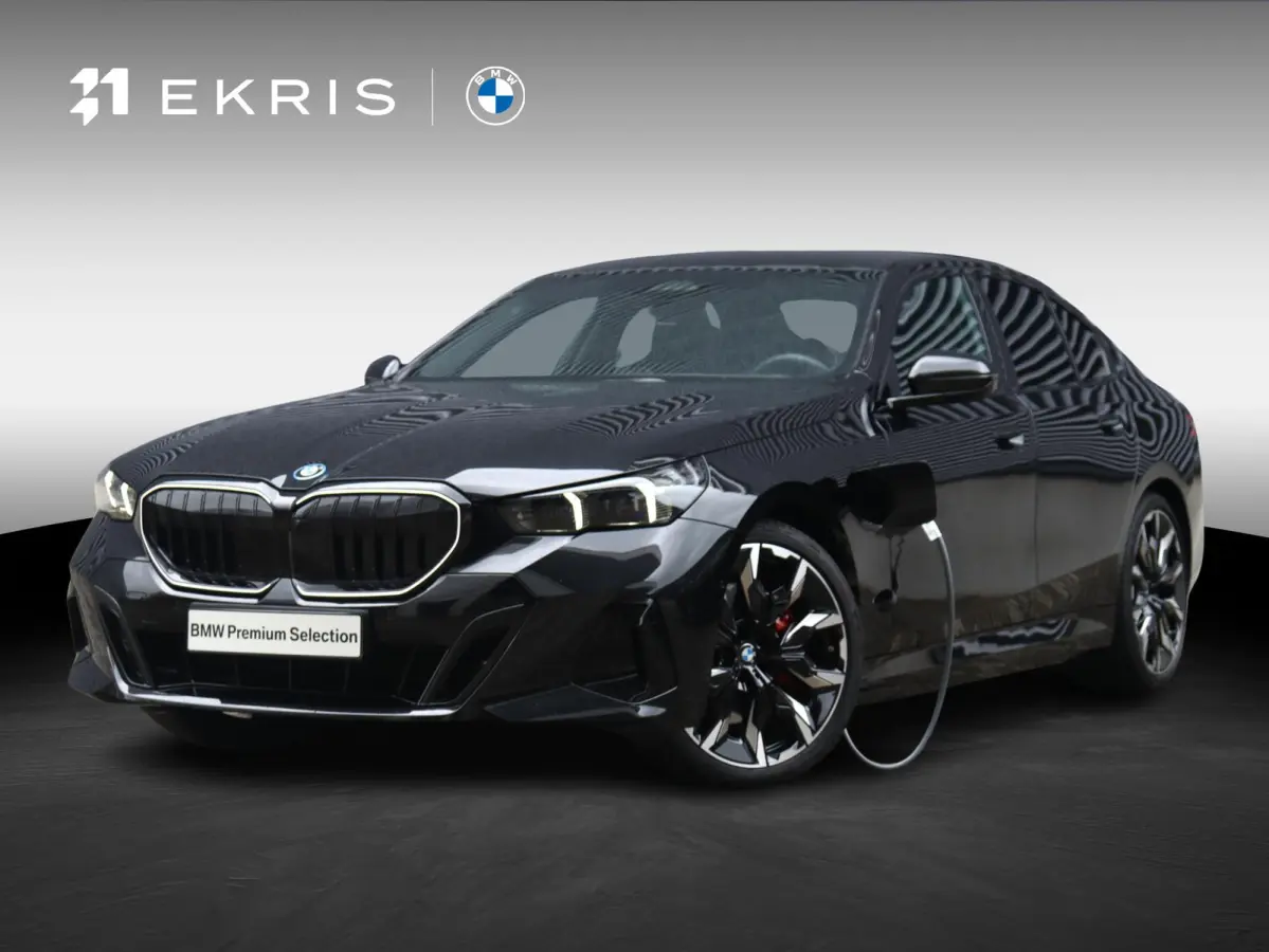 550e xDrive | M Sportpakket Pro | Innovation Pack | Panodak | Adaptief Onderstel Prof. | Driving Assistant | Harman Kardon | Getint Glas | SOH 100% | 21'' LMV