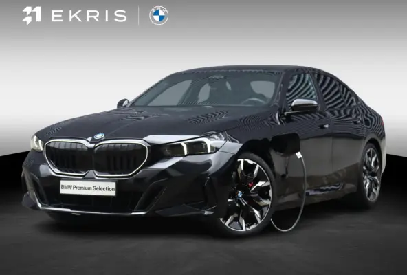 550e xDrive | M Sportpakket Pro | Innovation Pack | Panodak | Adaptief Onderstel Prof. | Driving Assistant | Harman Kardon | Getint Glas | SOH 100% | 21'' LMV