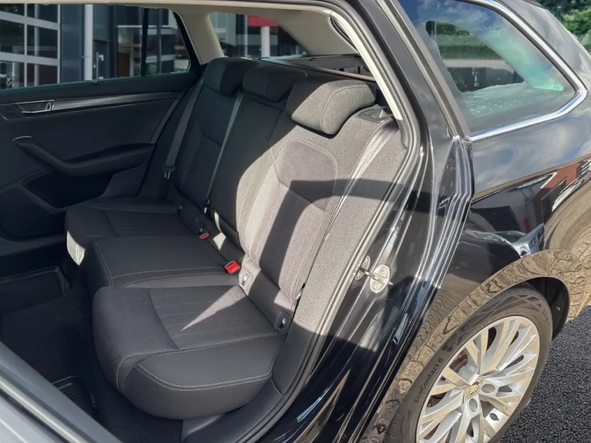 1.4 TSI IV STYLE ACC/360-CAMERA/ELEK-KLEP/MEMORY/CARPLAY