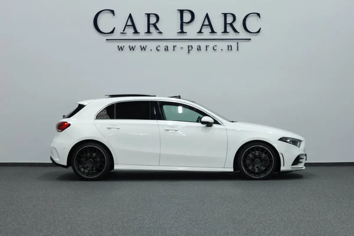 250 AMG Line LED/SFEER/PANO/HALF LEER+S.VERWARMING/19" LMV/PDC/CRUISE/ECC/12 MND GARANTIE!