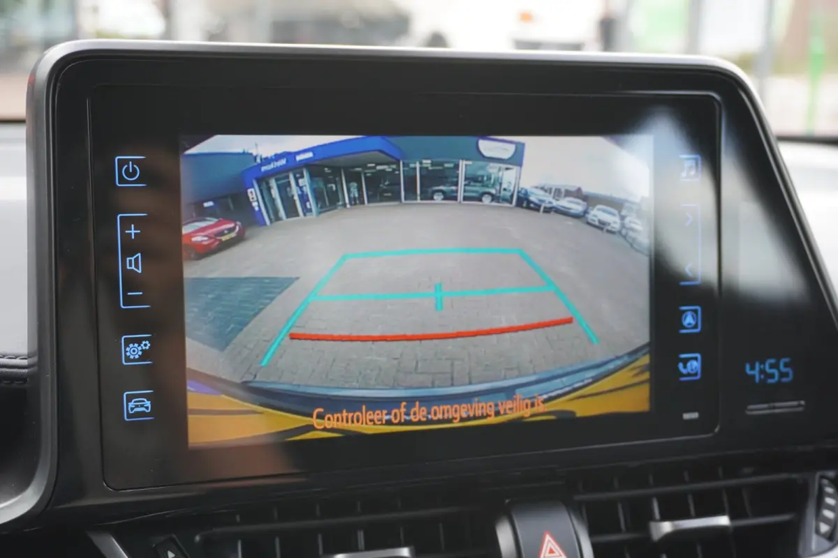 1.2 Urban | Handgeschakeld | Navigatie | Airco | Elek. Pakket | LM velgen | Inruil mogelijk