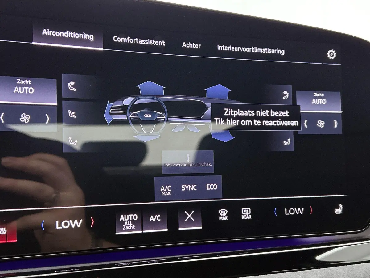 2.0 e-hybrid quattro S-Line 299 PK | Navigatie | Vierwielbesturing | Stoelverwarming | Tech plus | Optiek Pakket Zwart | Audi drive select | Memory Seats | Comfortpakket | Adaptive cruise co