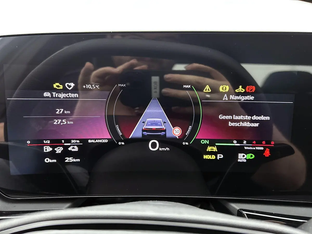 2.0 e-hybrid quattro S-Line 299 PK | Navigatie | Vierwielbesturing | Stoelverwarming | Tech plus | Optiek Pakket Zwart | Audi drive select | Memory Seats | Comfortpakket | Adaptive cruise co