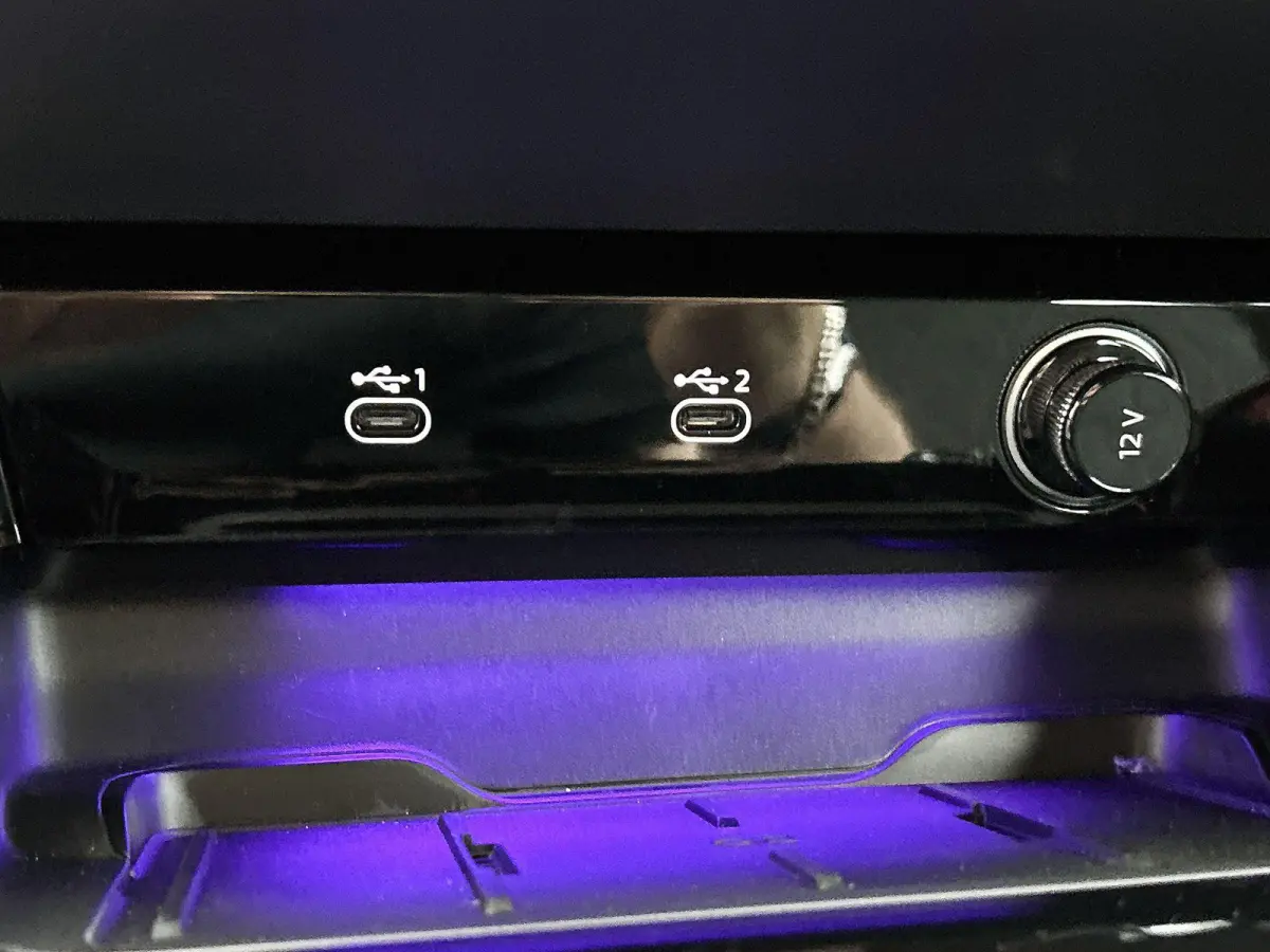 2.0 e-hybrid quattro S-Line 299 PK | Navigatie | Vierwielbesturing | Stoelverwarming | Tech plus | Optiek Pakket Zwart | Audi drive select | Memory Seats | Comfortpakket | Adaptive cruise co