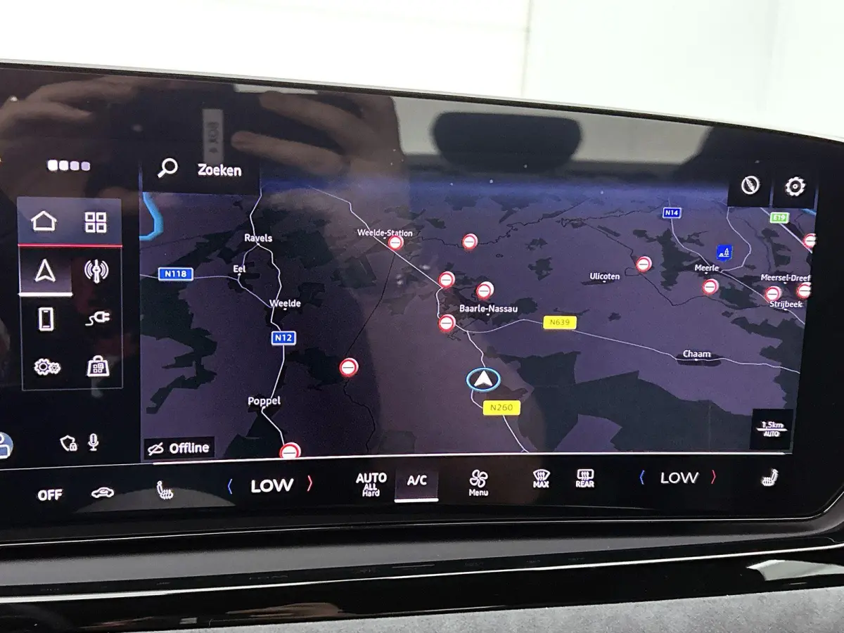 2.0 e-hybrid quattro S-Line 299 PK | Navigatie | Vierwielbesturing | Stoelverwarming | Tech plus | Optiek Pakket Zwart | Audi drive select | Memory Seats | Comfortpakket | Adaptive cruise co