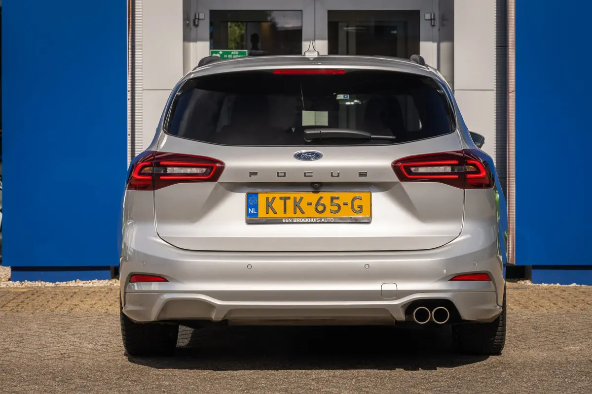1.0 EcoBoost Hybrid ST Line Style | Lederen Stoelen | Cruise Control | Achteruitrijcamera | Winterpack | Full-LED koplampen | Lane Asist | Apple Carplay/Android Auto | Achteruitrijcamera | A