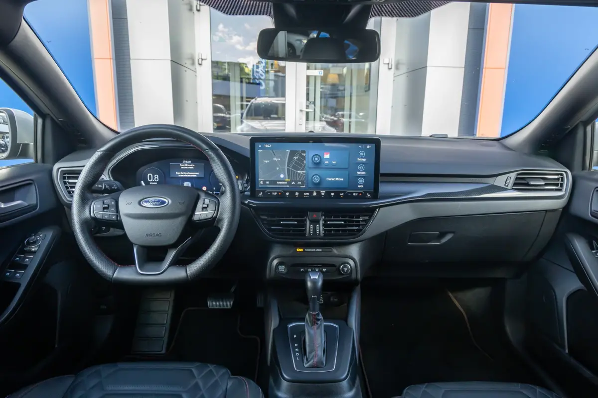 1.0 EcoBoost Hybrid ST Line Style | Lederen Stoelen | Cruise Control | Achteruitrijcamera | Winterpack | Full-LED koplampen | Lane Asist | Apple Carplay/Android Auto | Achteruitrijcamera | A