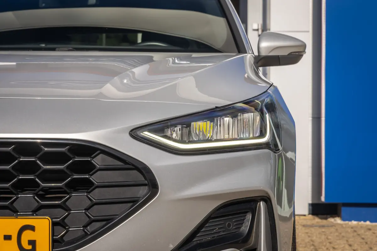 1.0 EcoBoost Hybrid ST Line Style | Lederen Stoelen | Cruise Control | Achteruitrijcamera | Winterpack | Full-LED koplampen | Lane Asist | Apple Carplay/Android Auto | Achteruitrijcamera | A