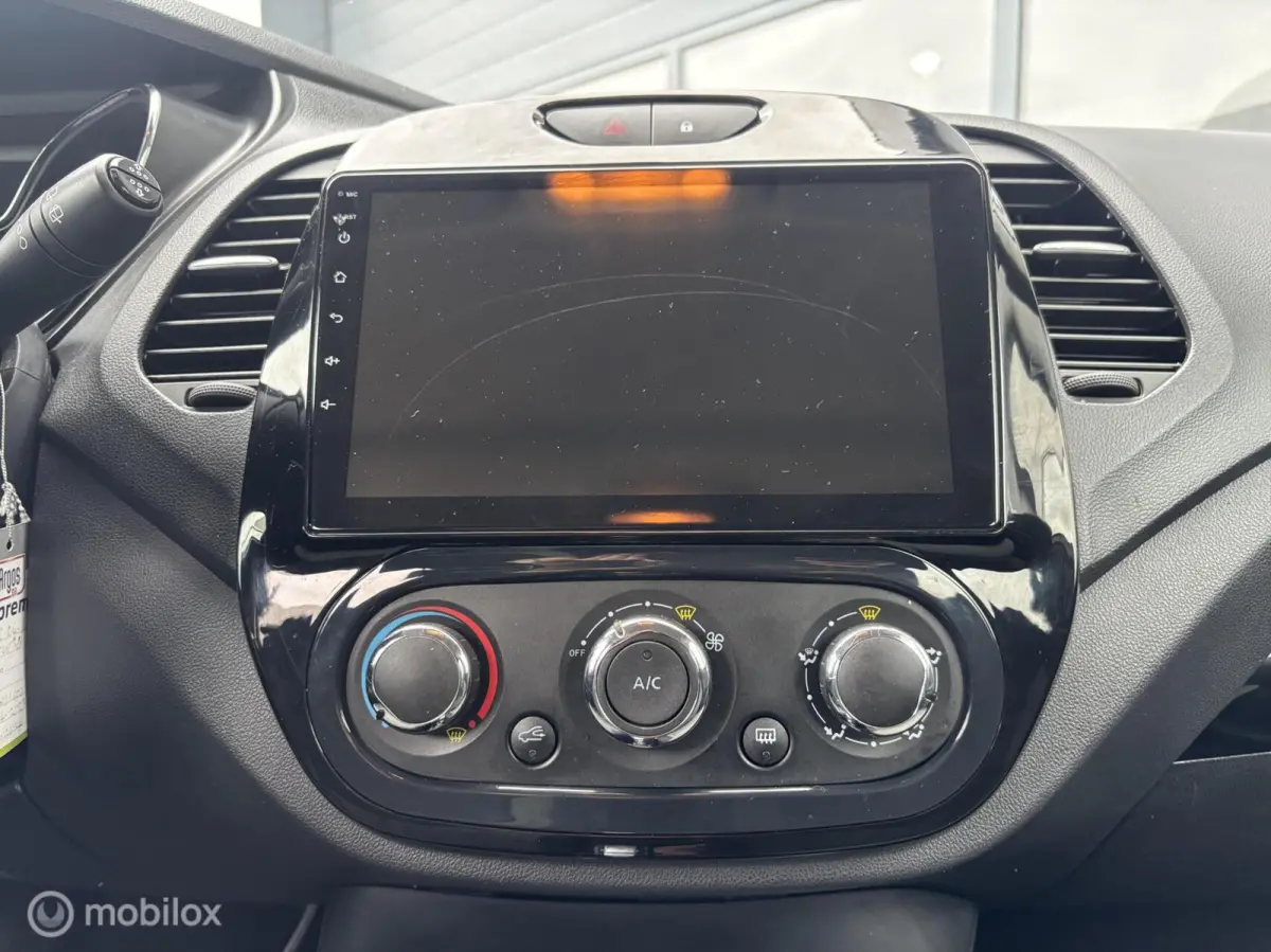 Captur TCe Expression Uitvoering