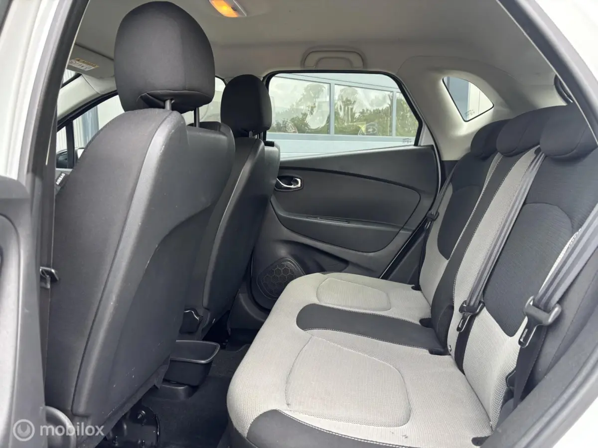 Captur TCe Expression Uitvoering