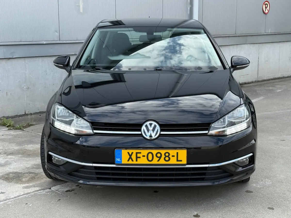 1.0 TSI Comfortline / NAP / LED / Navigatie / Alcantara / LM Velgen / Inruil mog.