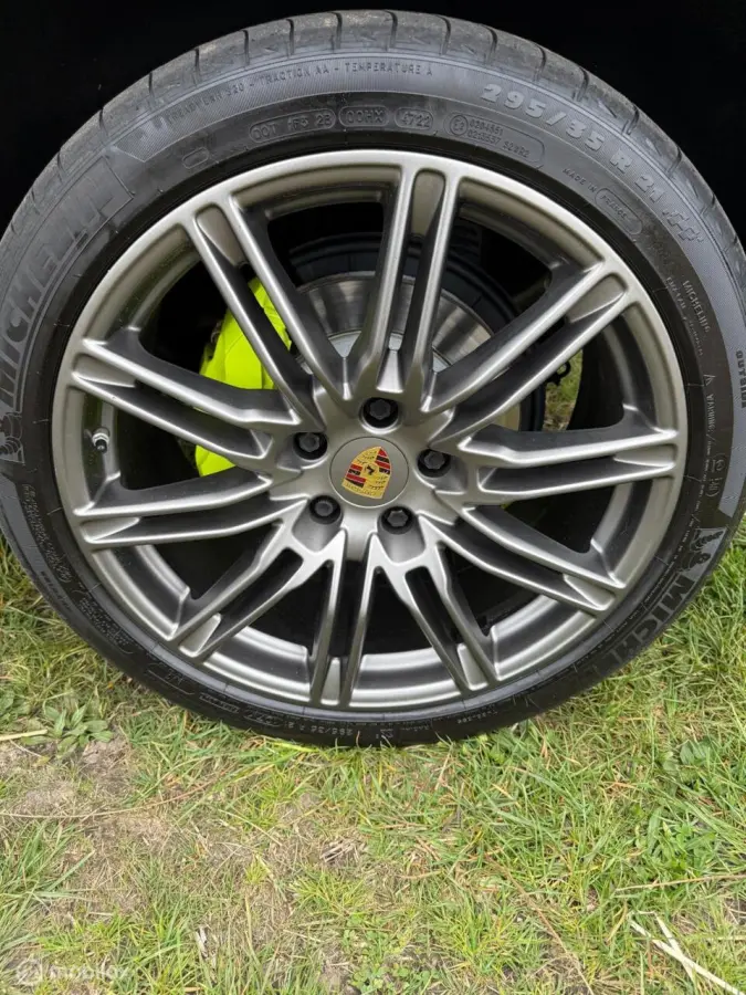 3.0 S E-Hybrid Platinum Edition