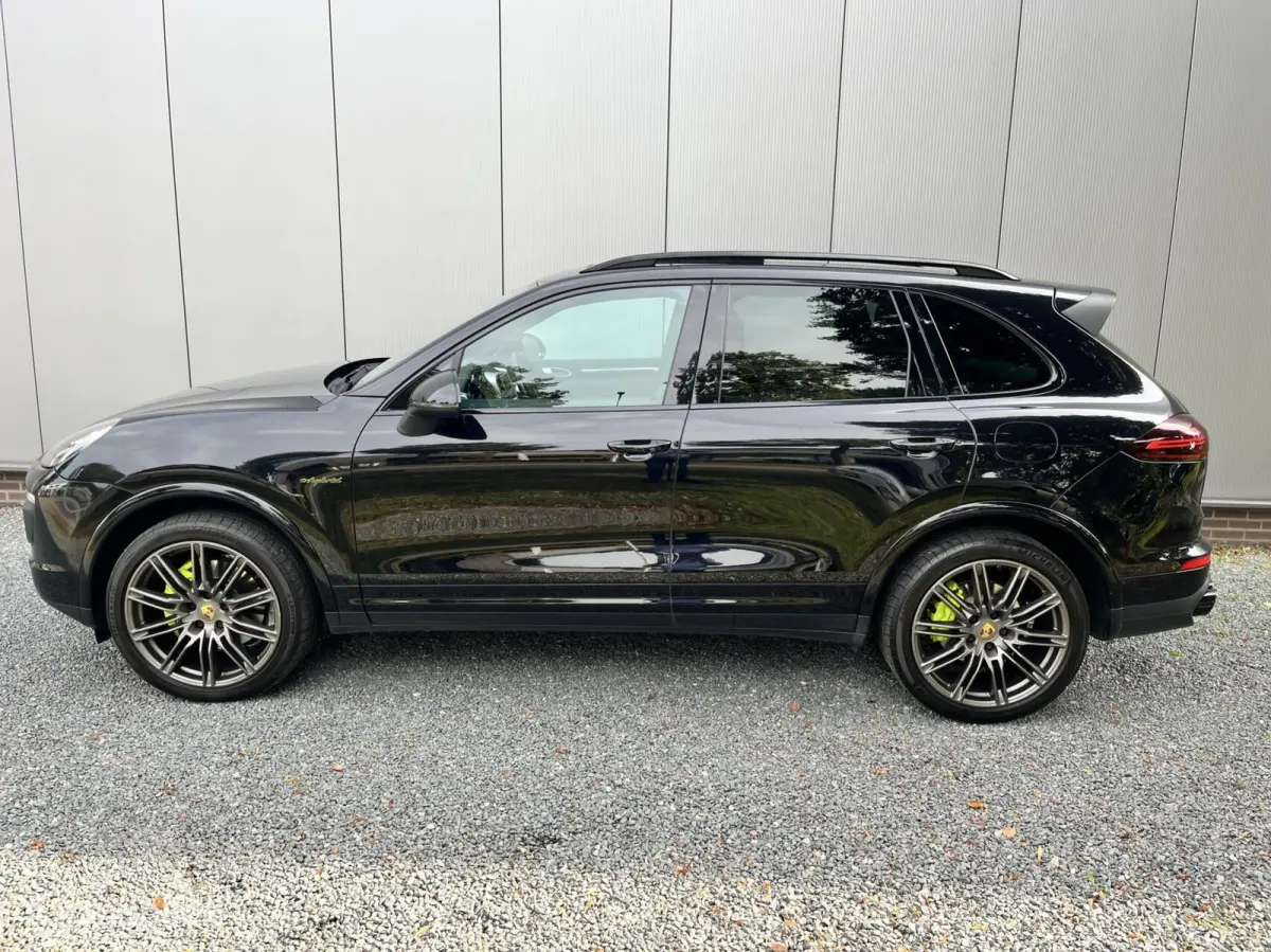 3.0 S E-Hybrid Platinum Edition