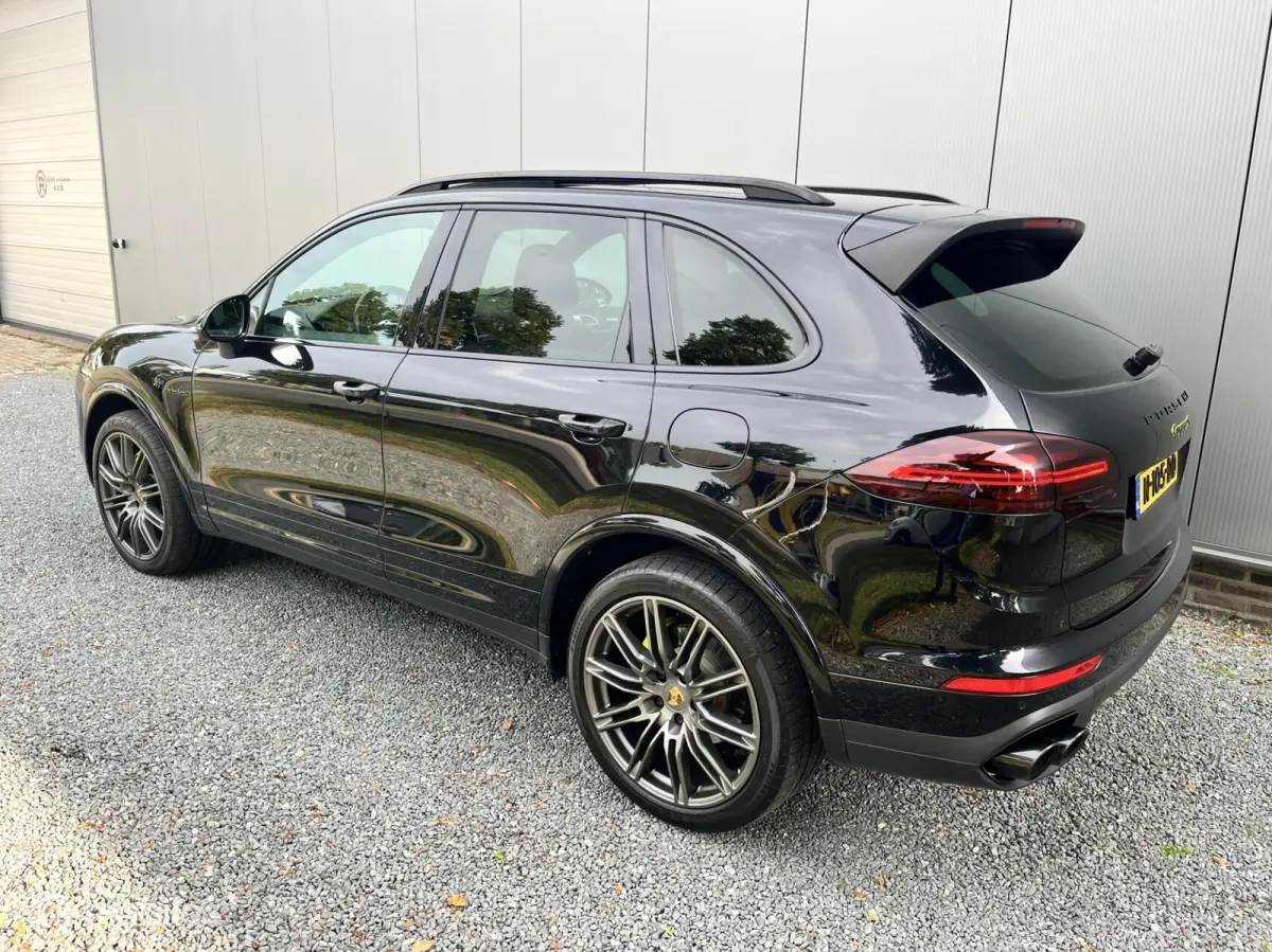 3.0 S E-Hybrid Platinum Edition