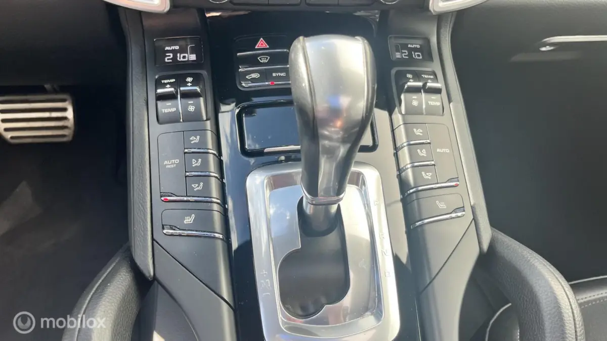 3.0 S E-Hybrid Platinum Edition