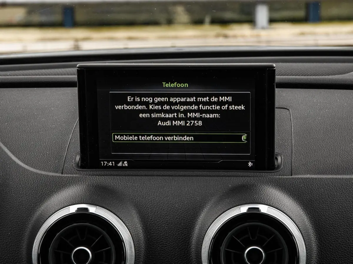30 TFSI Sport S Line Edition | Automaat | 3x S-Line | LED | Navigatie | Cruise Control | 18"