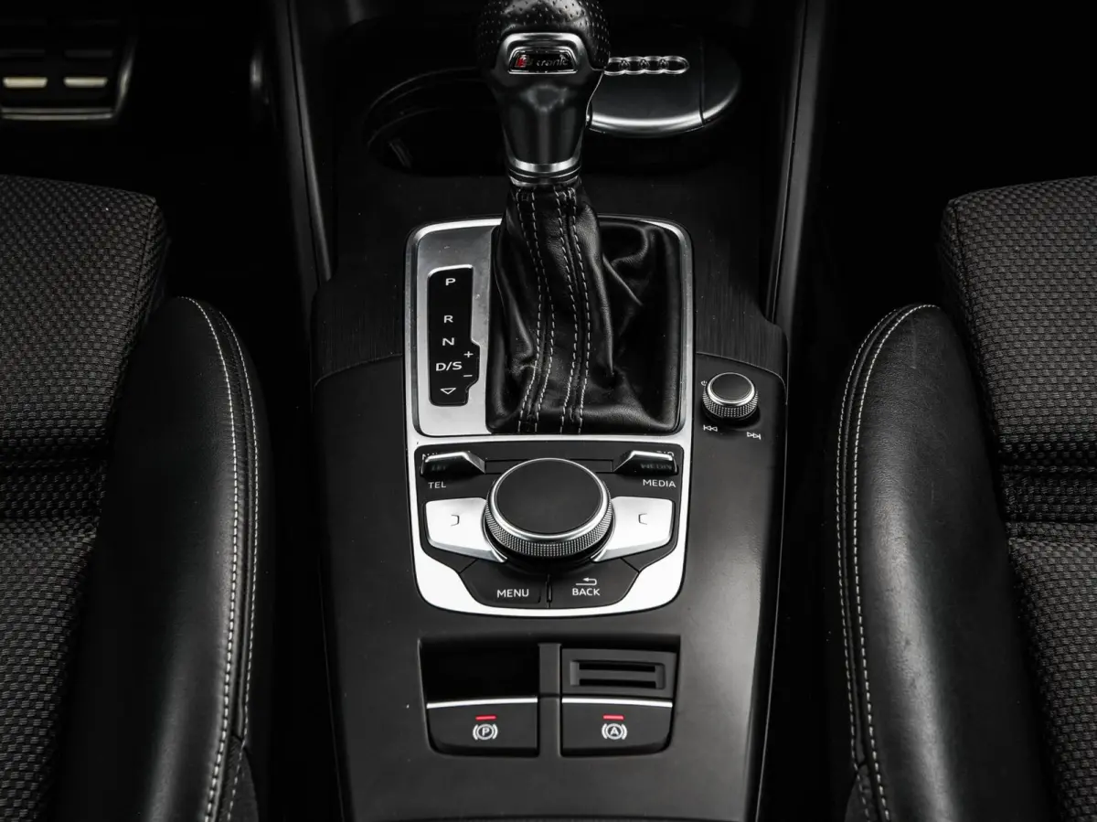 30 TFSI Sport S Line Edition | Automaat | 3x S-Line | LED | Navigatie | Cruise Control | 18"