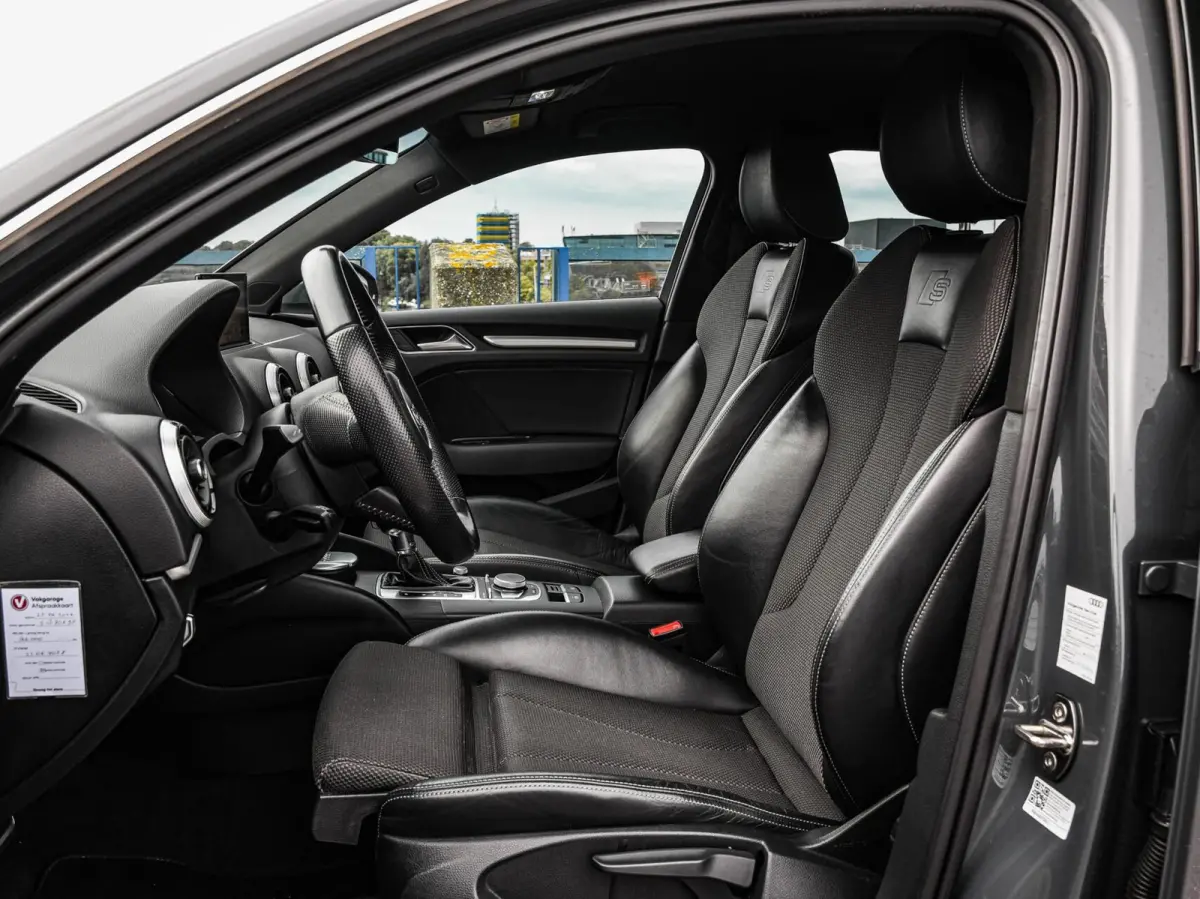 30 TFSI Sport S Line Edition | Automaat | 3x S-Line | LED | Navigatie | Cruise Control | 18"