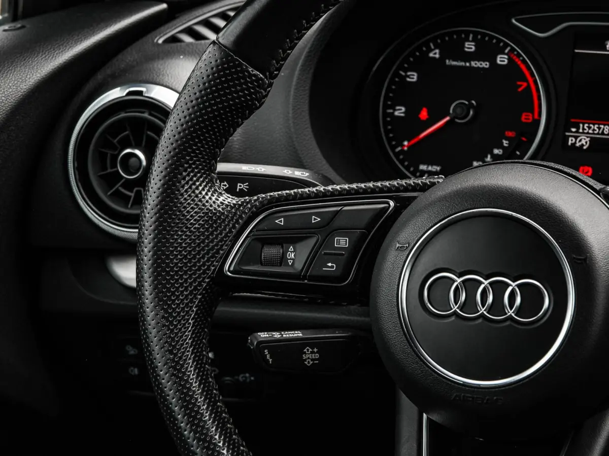30 TFSI Sport S Line Edition | Automaat | 3x S-Line | LED | Navigatie | Cruise Control | 18"