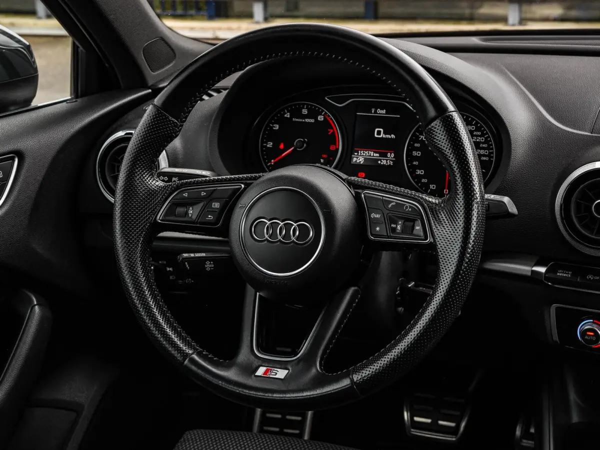 30 TFSI Sport S Line Edition | Automaat | 3x S-Line | LED | Navigatie | Cruise Control | 18"