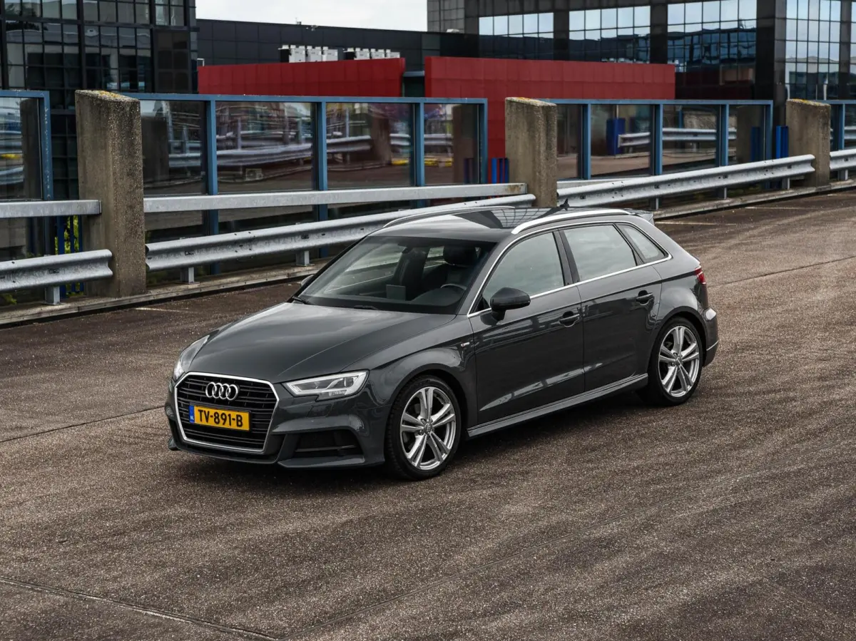30 TFSI Sport S Line Edition | Automaat | 3x S-Line | LED | Navigatie | Cruise Control | 18"