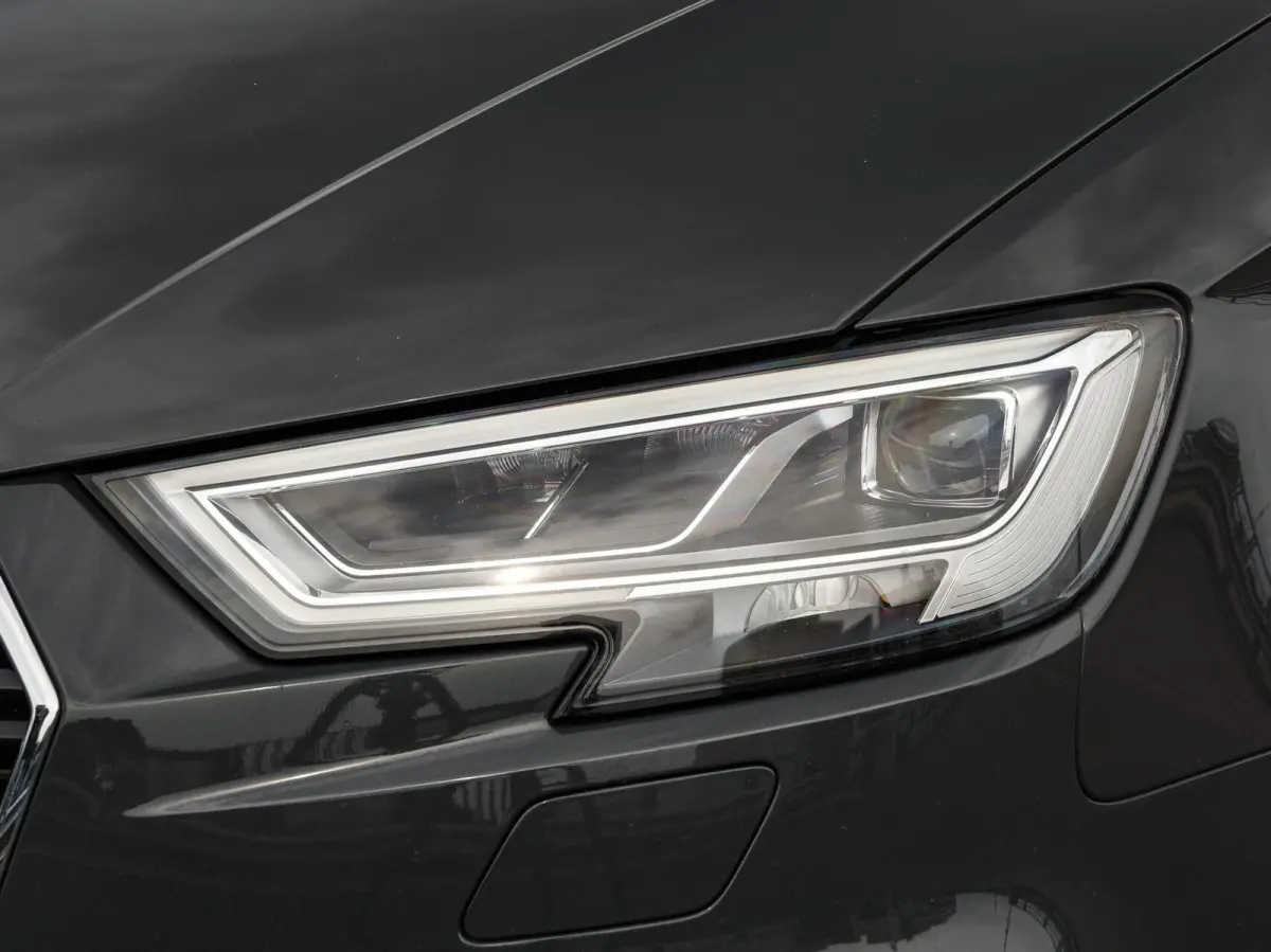 30 TFSI Sport S Line Edition | Automaat | 3x S-Line | LED | Navigatie | Cruise Control | 18"