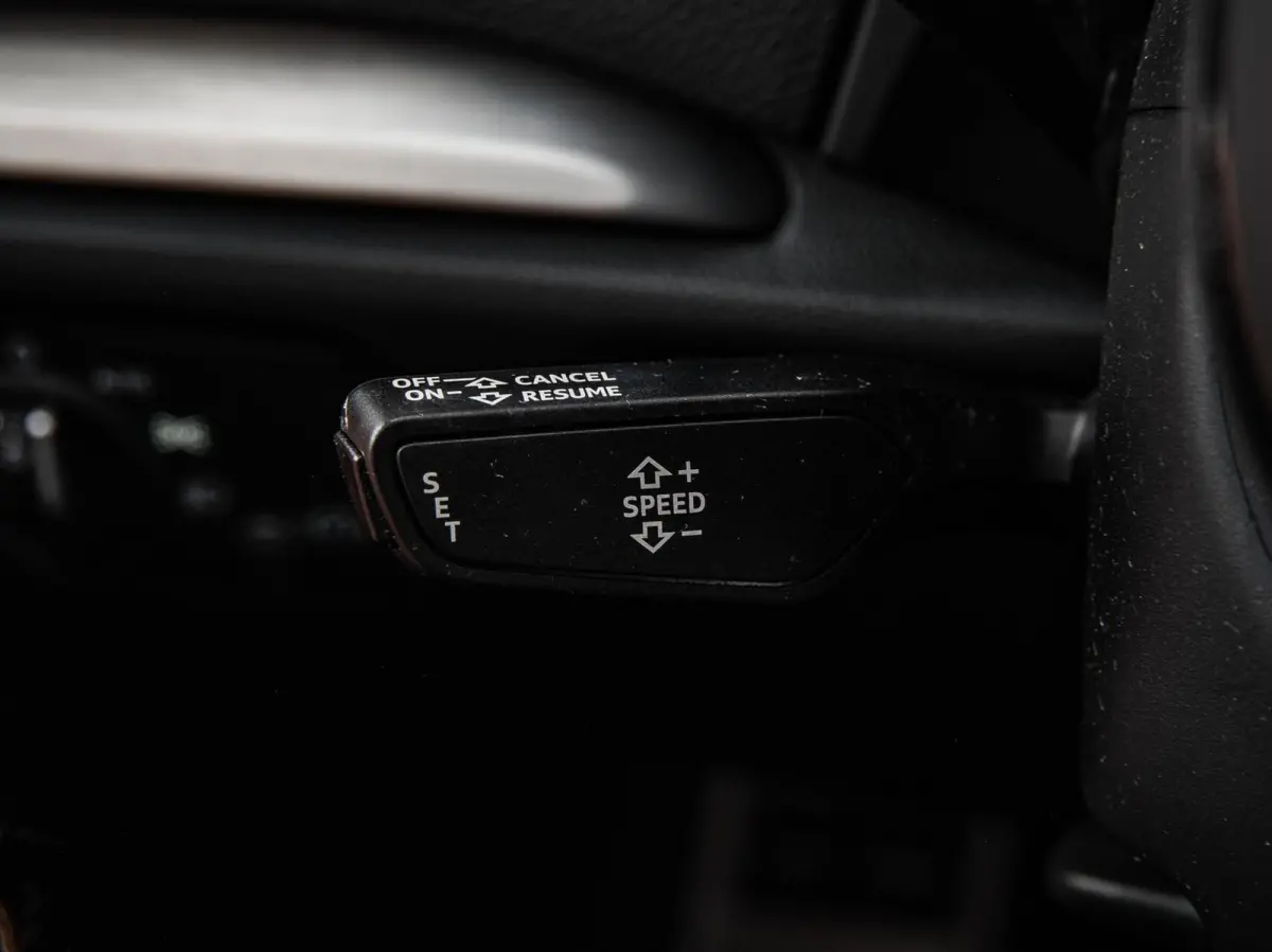30 TFSI Sport S Line Edition | Automaat | 3x S-Line | LED | Navigatie | Cruise Control | 18"