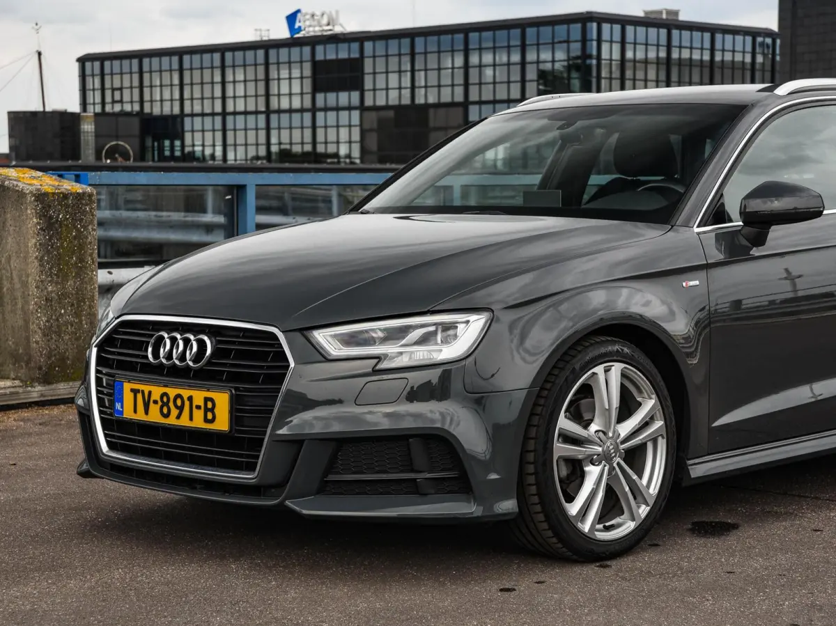 30 TFSI Sport S Line Edition | Automaat | 3x S-Line | LED | Navigatie | Cruise Control | 18"