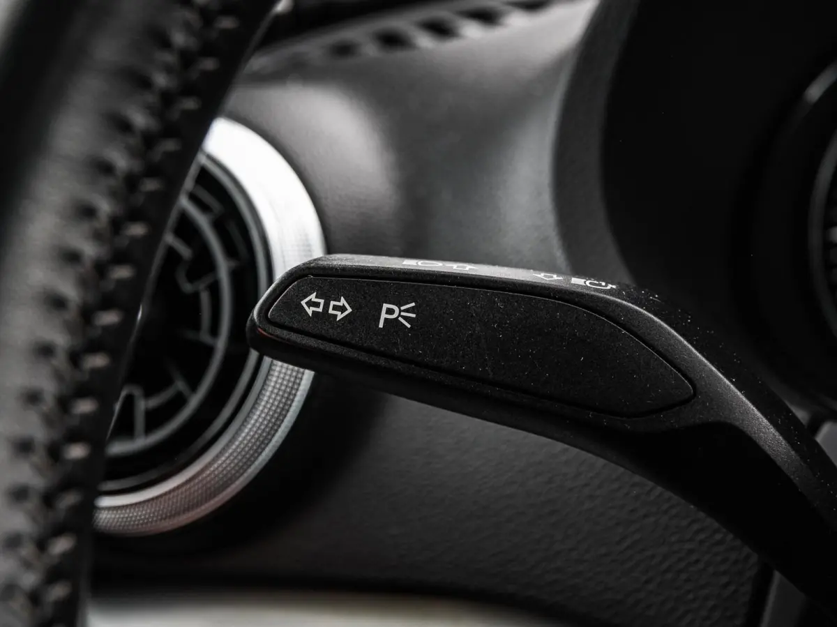 30 TFSI Sport S Line Edition | Automaat | 3x S-Line | LED | Navigatie | Cruise Control | 18"