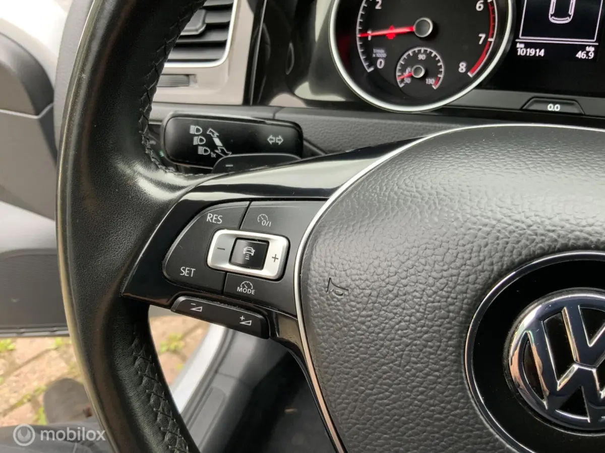 1.0 TSI Comfortline,CarPlay,Cruise,Park sensor,Automaat.