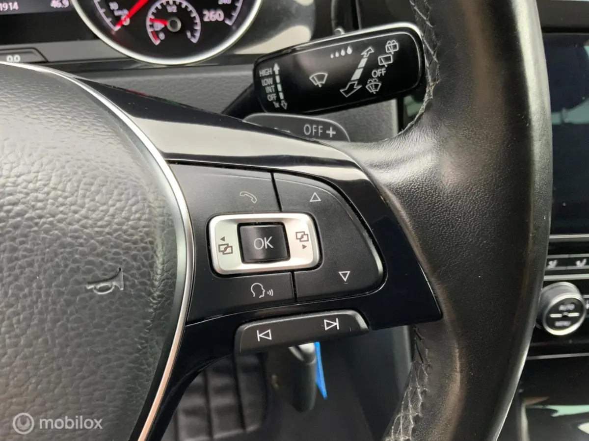 1.0 TSI Comfortline,CarPlay,Cruise,Park sensor,Automaat.