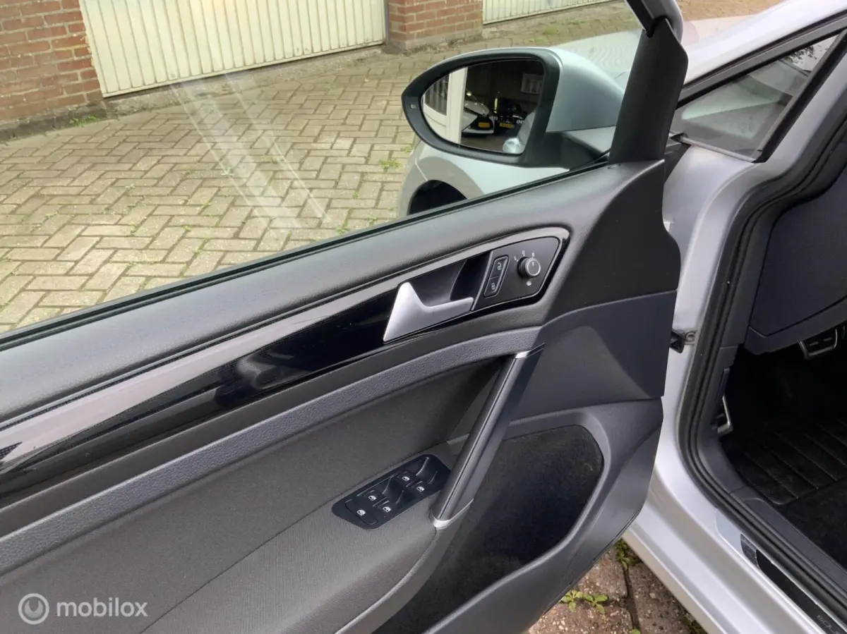 1.0 TSI Comfortline,CarPlay,Cruise,Park sensor,Automaat.