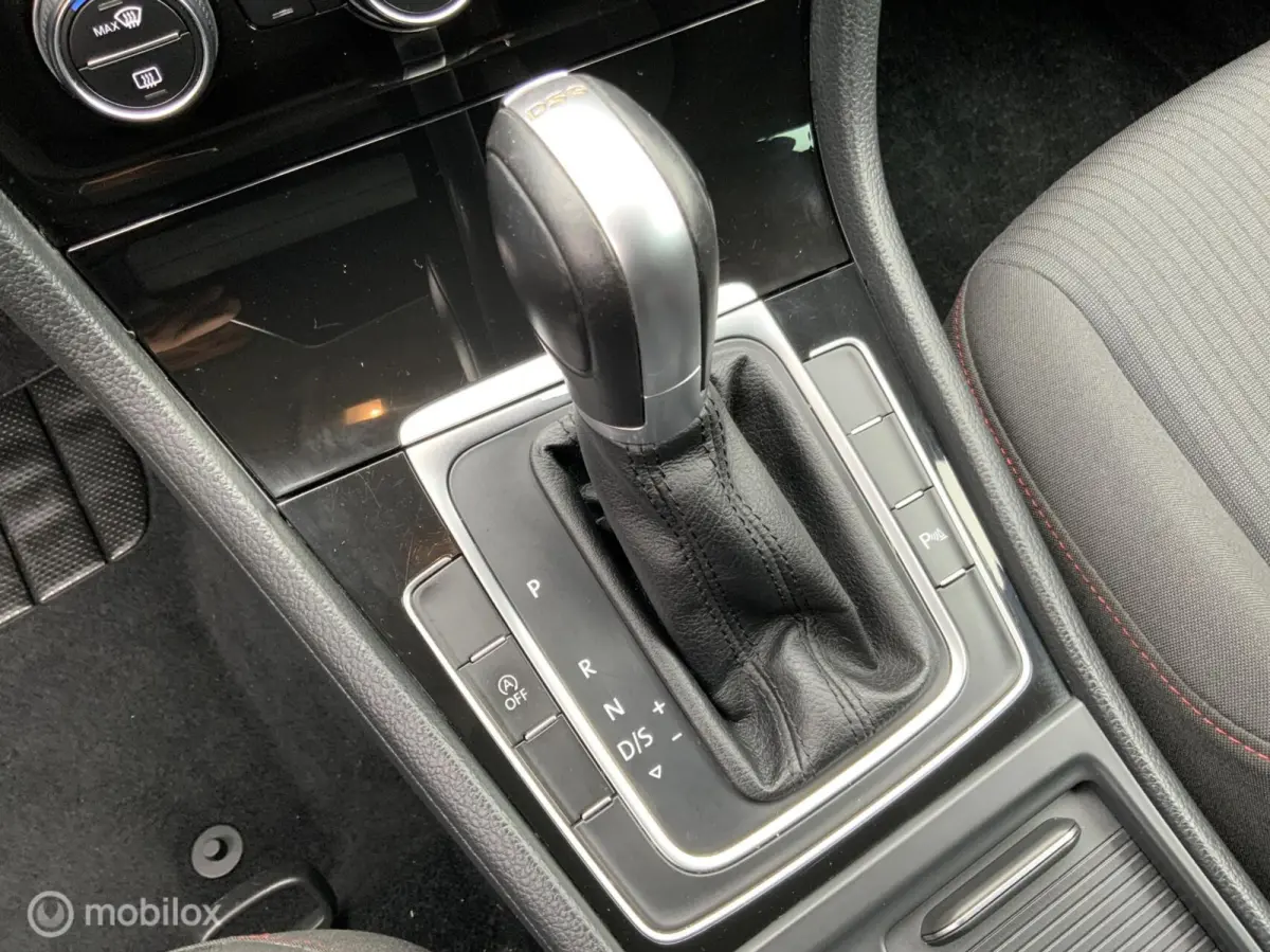 1.0 TSI Comfortline,CarPlay,Cruise,Park sensor,Automaat.