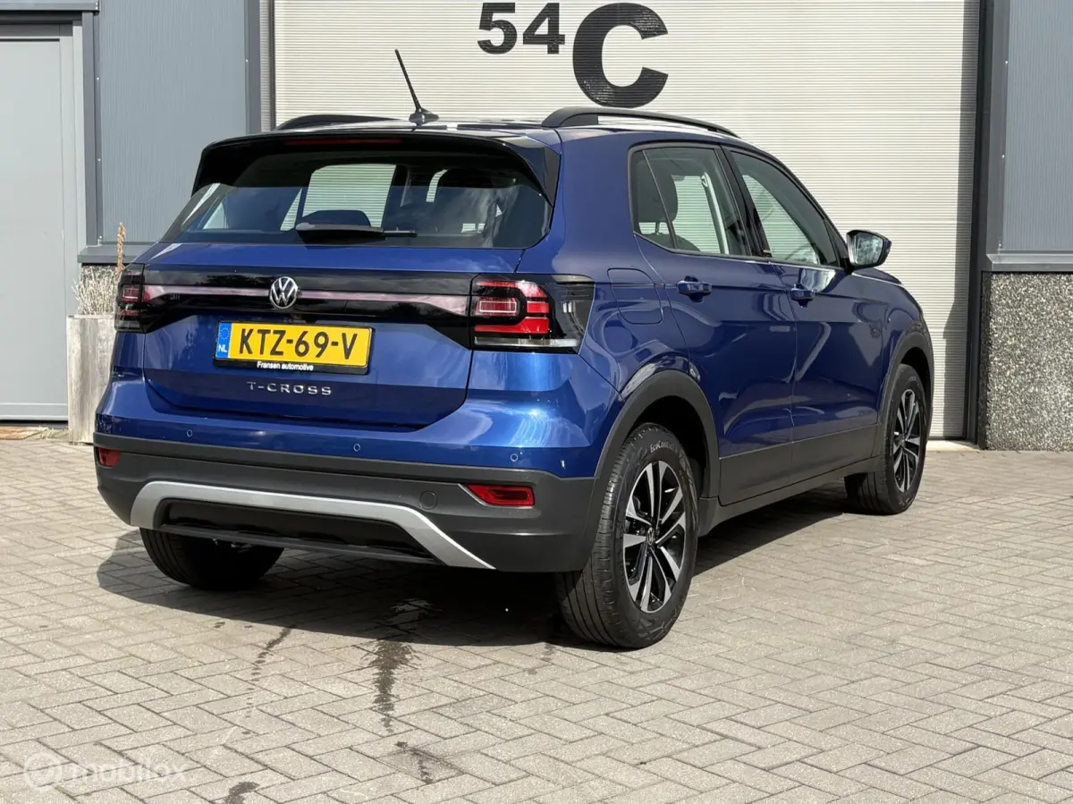 1.0 TSI Style Camera/Cruise/Sensoren