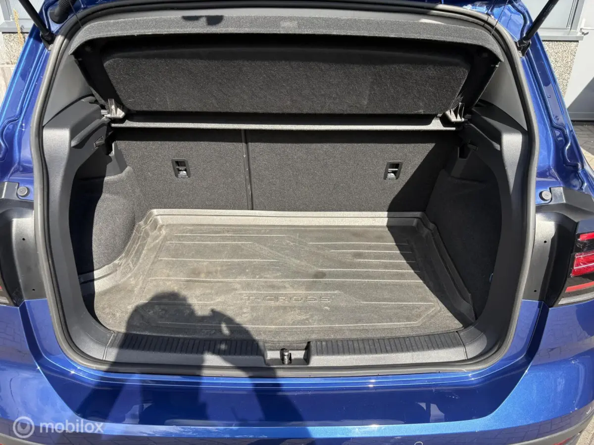 1.0 TSI Style Camera/Cruise/Sensoren