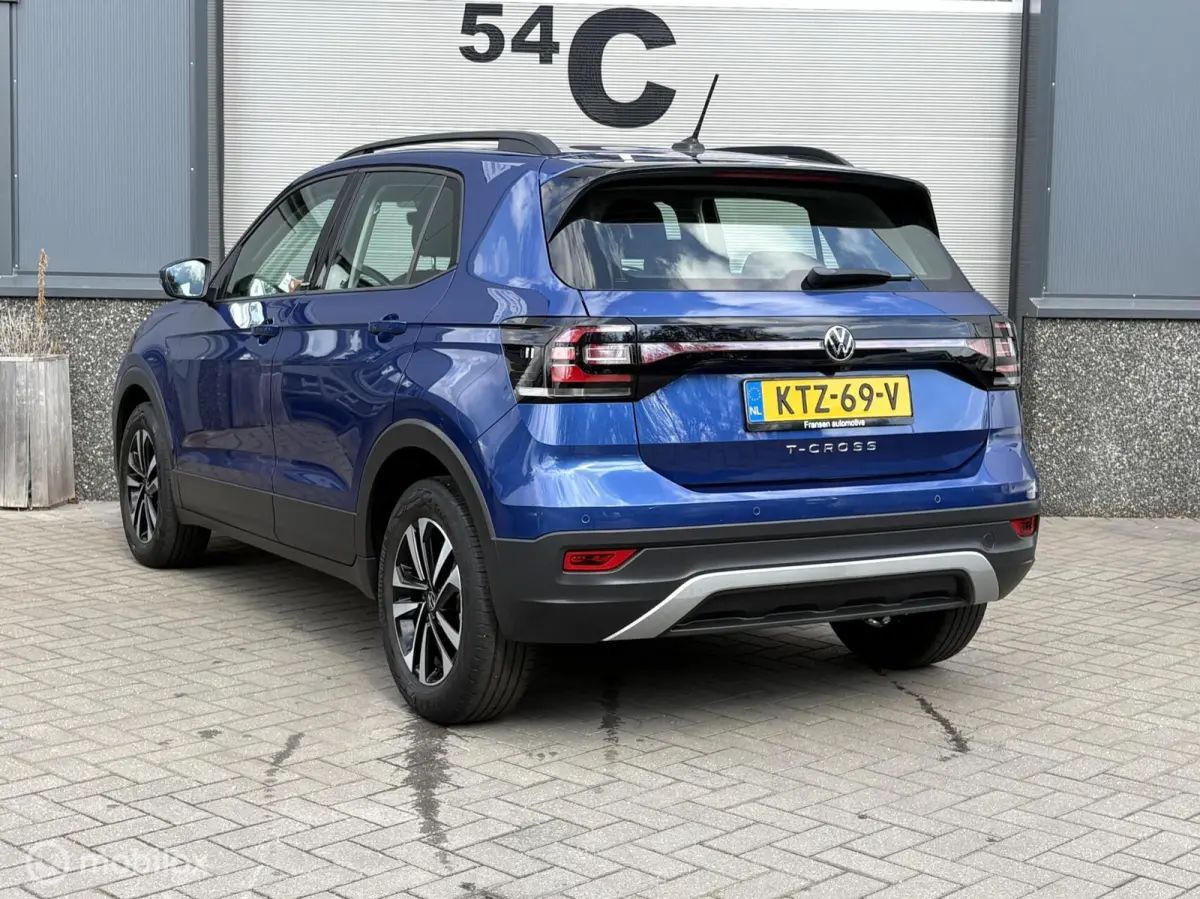 1.0 TSI Style Camera/Cruise/Sensoren