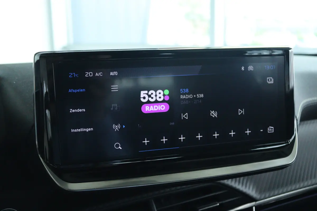 1.2 Hybrid 145 GT | Adapt. Cruise | 360 Camera | Navigatie | Carplay | 18 Inch Evissa | Keyless | Climate | LED |