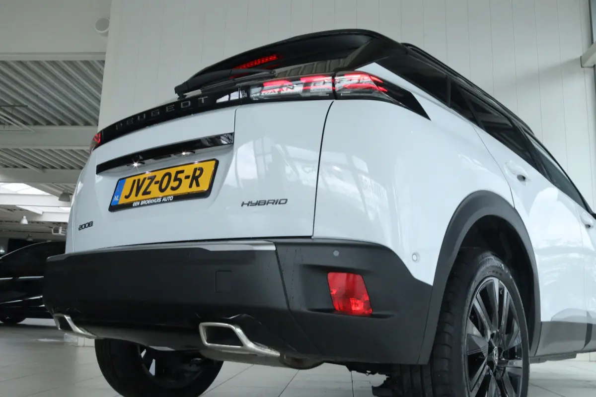 1.2 Hybrid 145 GT | Adapt. Cruise | 360 Camera | Navigatie | Carplay | 18 Inch Evissa | Keyless | Climate | LED |