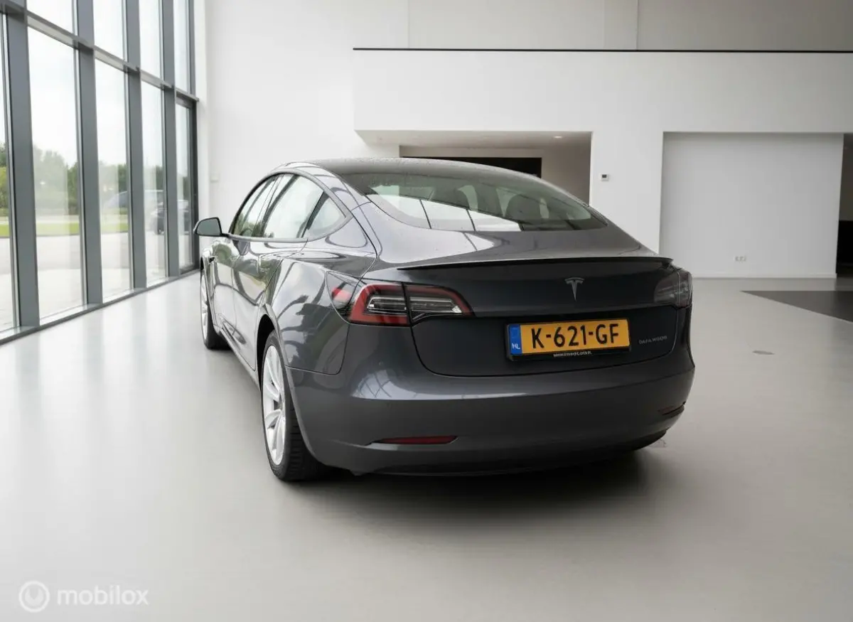 Long Range AWD 75 kWh | 85,3% SOH | 19" | Autopilot | BTW