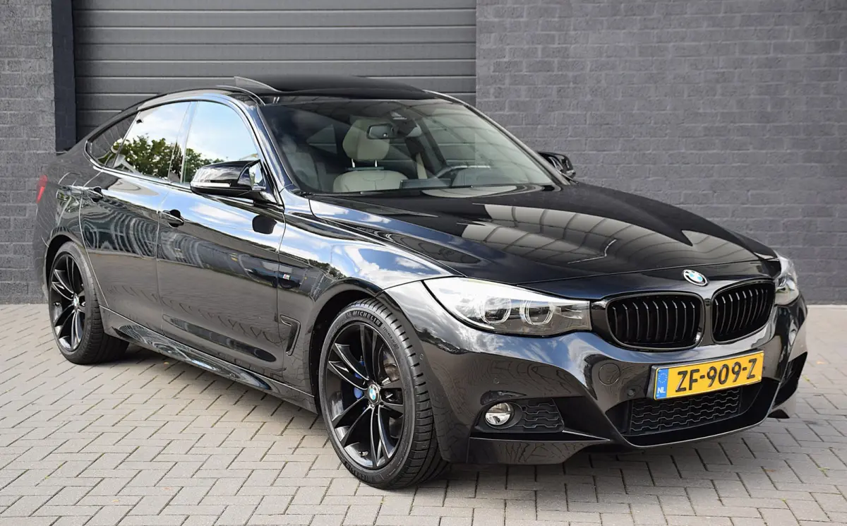 320i High Executive*M-Pakket*Pano*Head-up*Virtual cockpit*Camera*Enz
