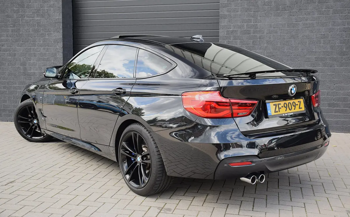 320i High Executive*M-Pakket*Pano*Head-up*Virtual cockpit*Camera*Enz