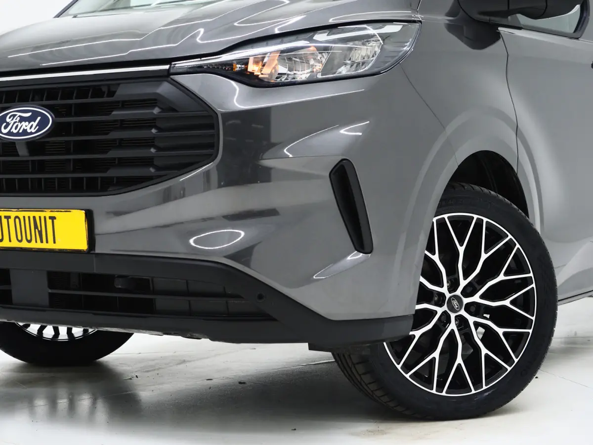 320 2.0 TDCI L1H1 Limited | 3 Zitplaatsen | Keyless | Adaptive Cruise | Stoelverwarming | Camera | Dodehoek | Carplay