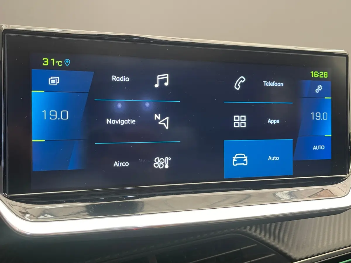 EV GT 350 50 kWh Panorama Dak | Leder/Alcantara | Stoelverwarming | Parkeersensoren Rondom | Camera | Navigatie | Achteruitrijcamera | Airco (automatisch) | Cruise control adaptief met Stop&