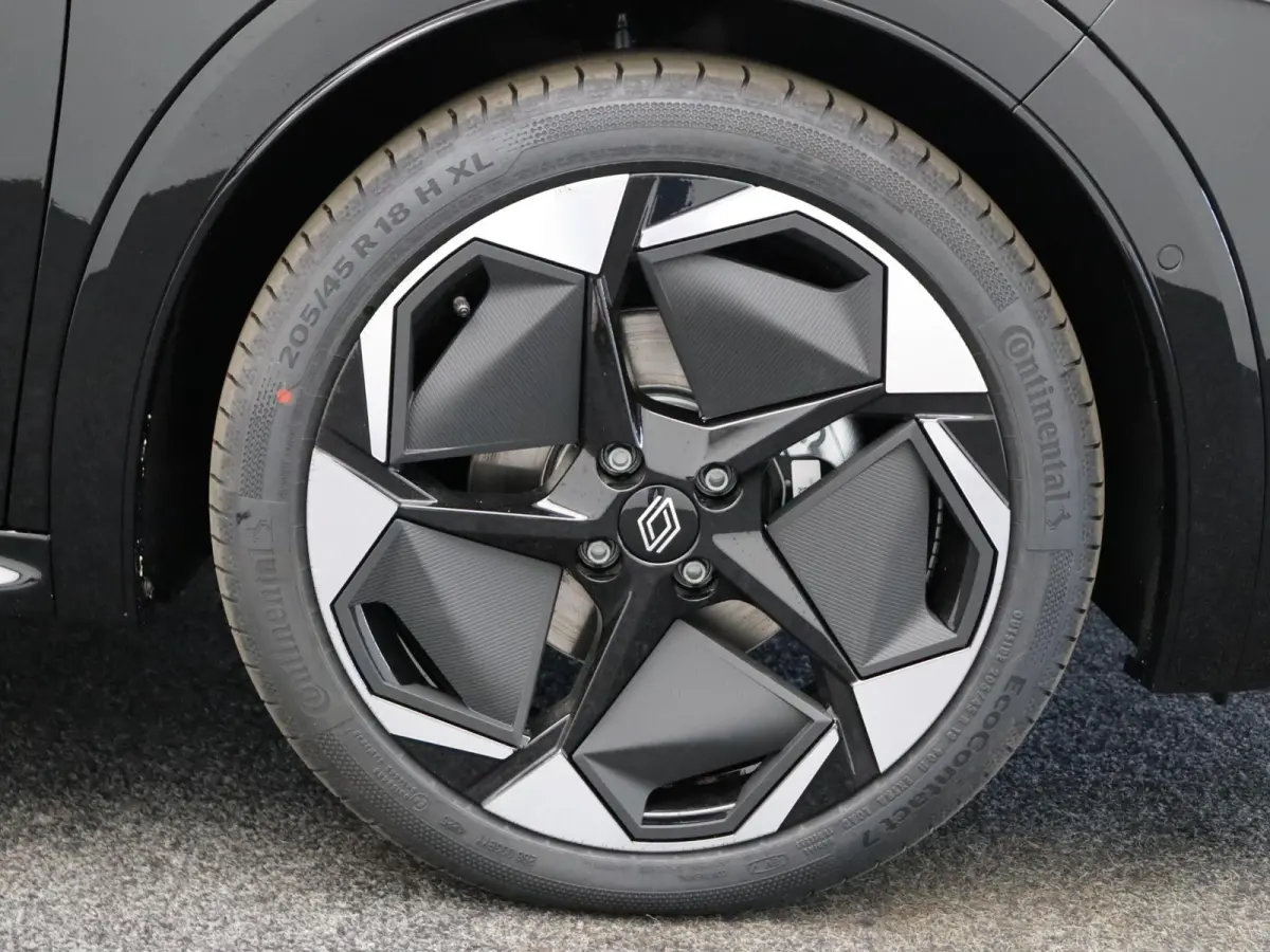 TCe 115pk techno | Vijf jaar garantie | Stoelverwarming | 18" LMV | Blind spot warning |